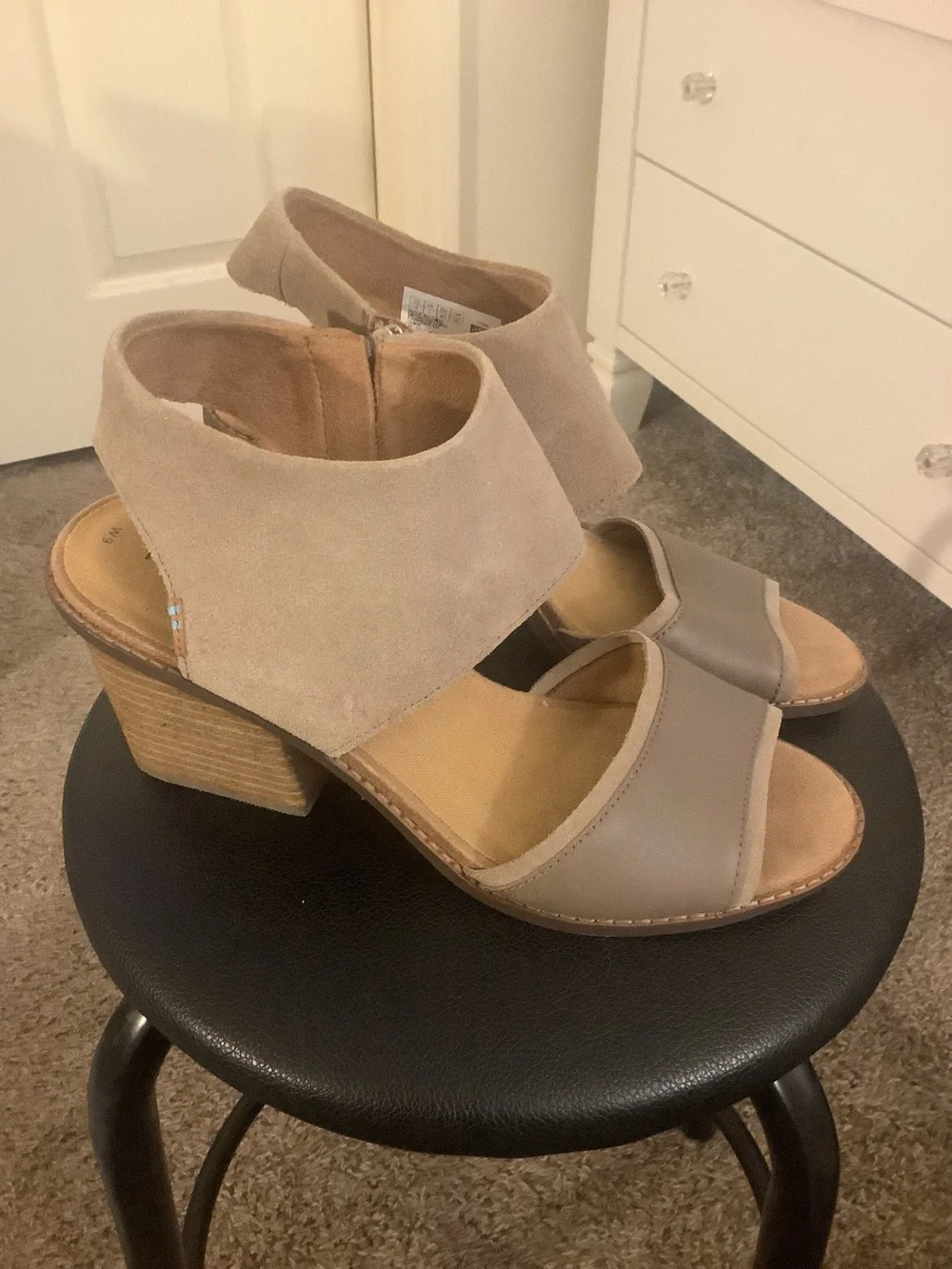 Toms Majorca Suede Block Sandals Size 9